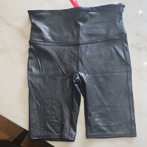 Spanx Fo Leather Shiny Black Biker Shorts